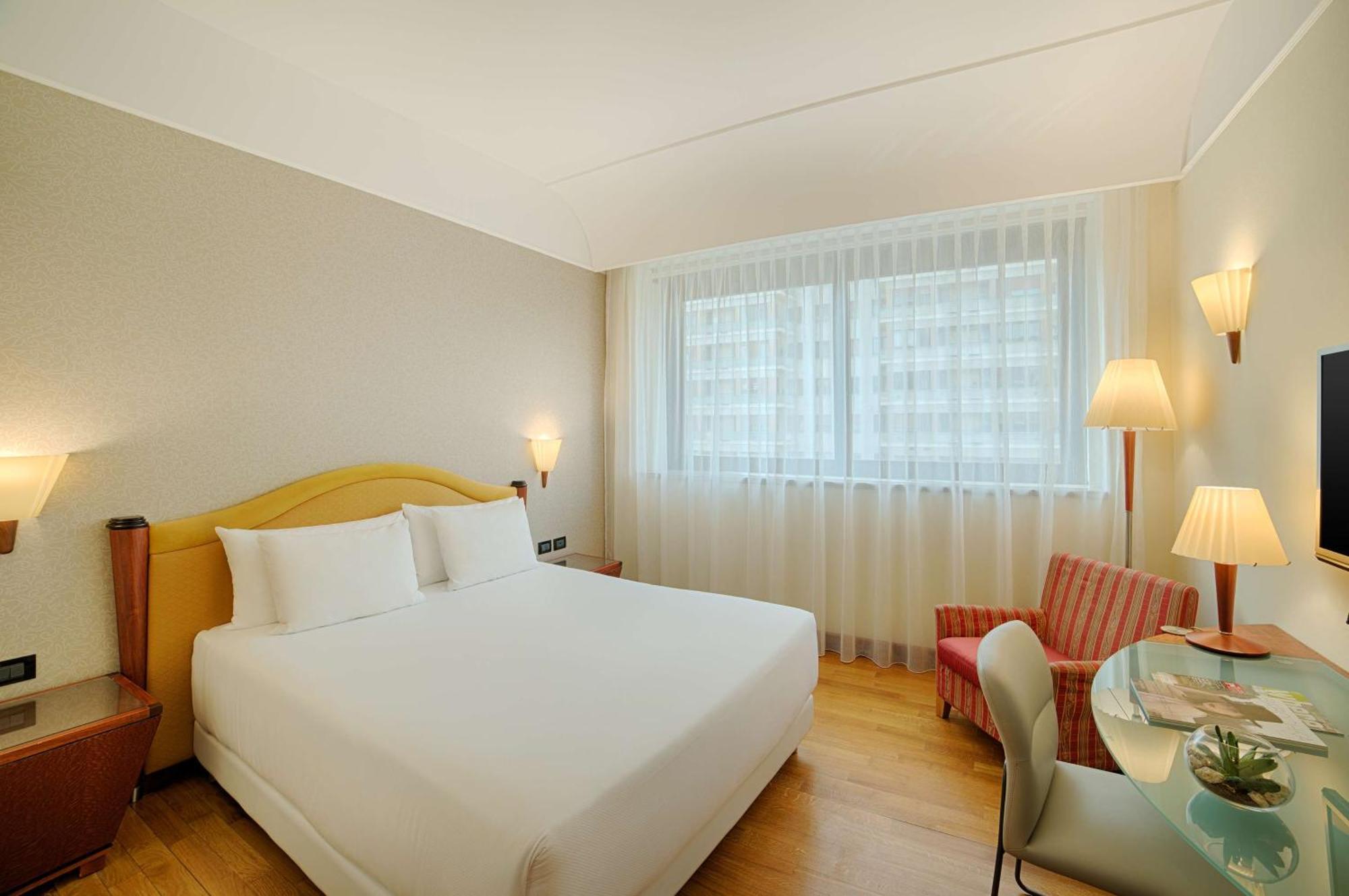 Hotel NH Milano Machiavelli Esterno foto