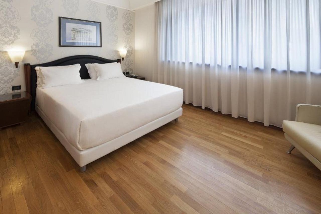 Hotel NH Milano Machiavelli Esterno foto